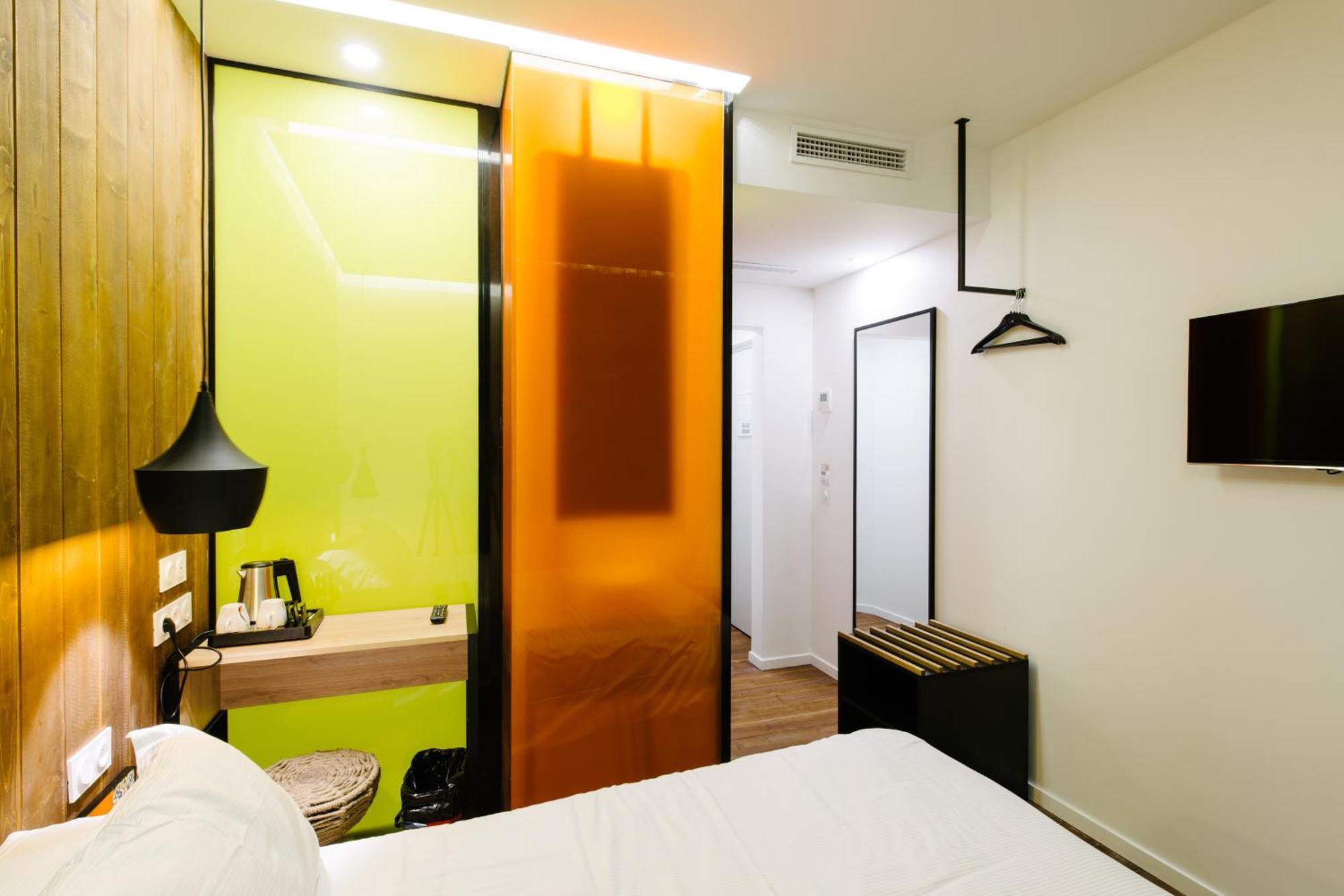 Atypik Hotel Клиши Экстерьер фото