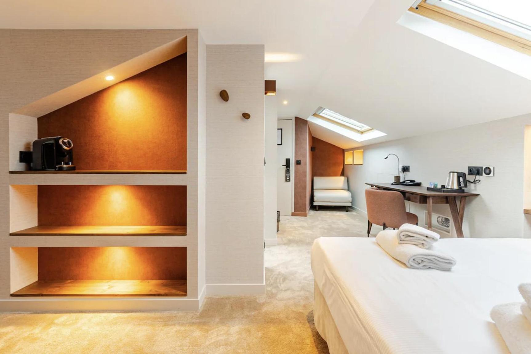 Atypik Hotel Клиши Экстерьер фото